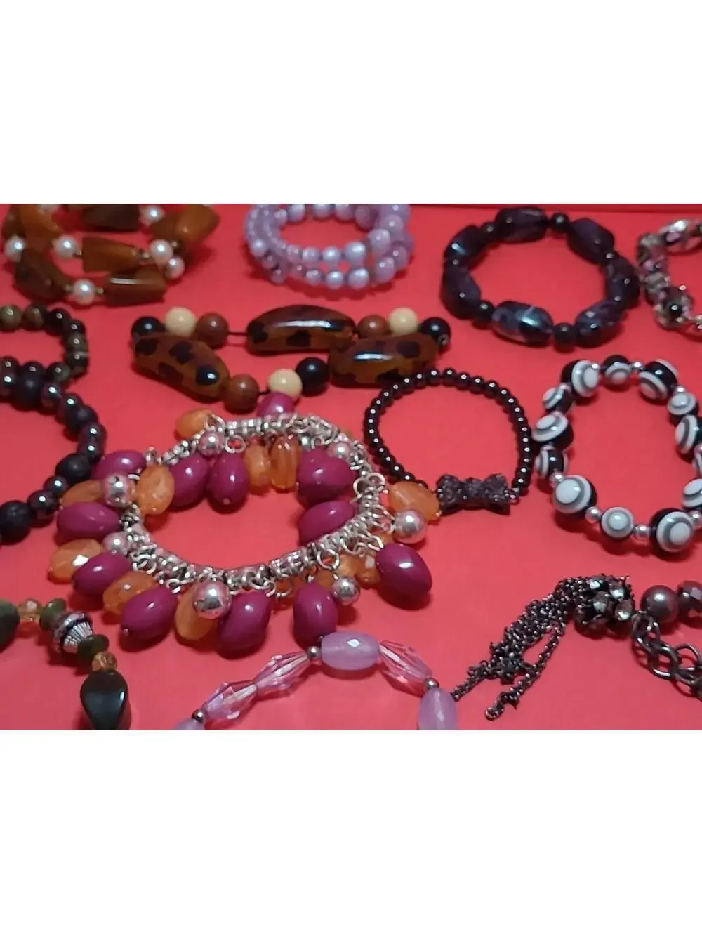 20 Vintage-Now Stretchable Beaded Bracelets